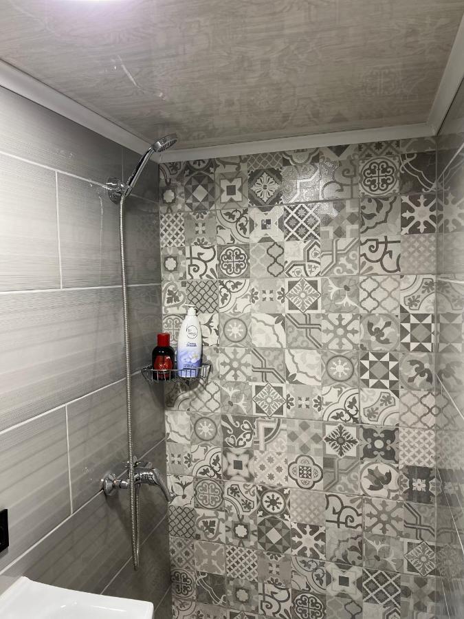 Luxury Live Apartment Kamianets-Podilskyi Ngoại thất bức ảnh